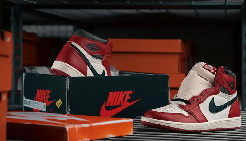 Giày Nike Air Jordan 1 High Low Mid Chính Hãng Đa Dạng Mẫu Mã hàng có sẵn, bao check chính hãng, full box và phụ kiện, hỗ trợ trả góp bằng thẻ tín dụng, nhận ship toàn quốc